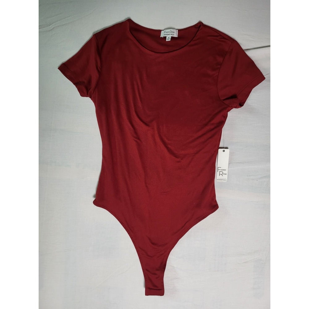 Faded Rose Essentials Women's Red Bodysuit Size M Short Sleeve Crew Neck NWT